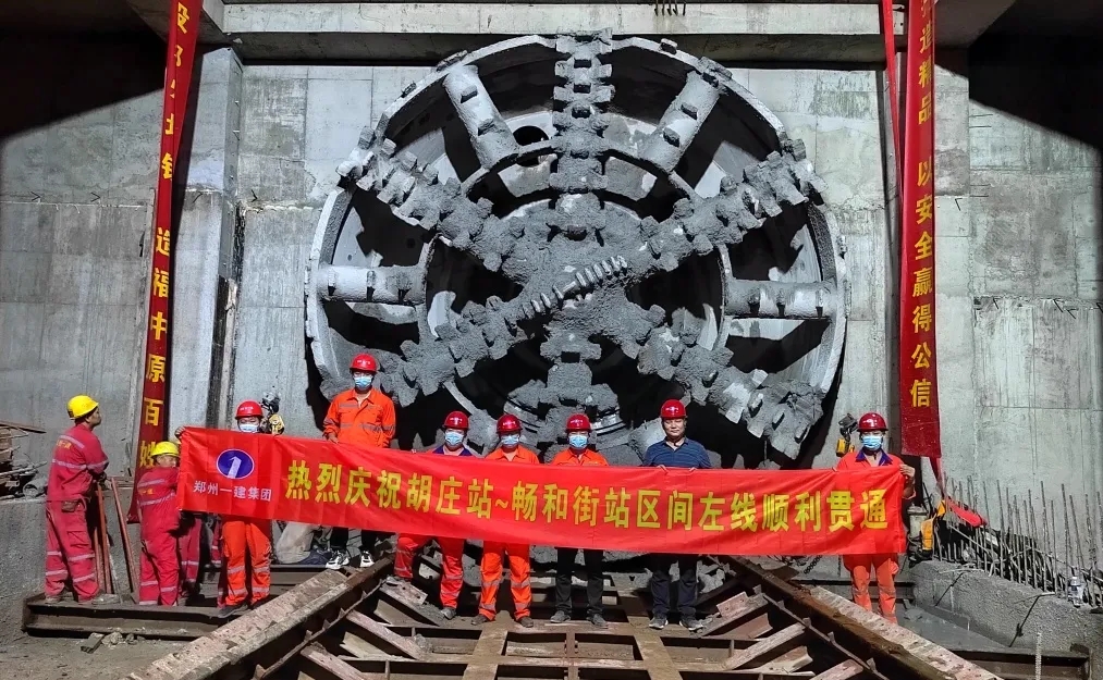 &#20048;&#40060;&#25163;&#26426;&#30331;&#24405;&#20837;&#21475;&#45;&#20048;&#40060;&#65288;&#20013;&#22269;&#65289;